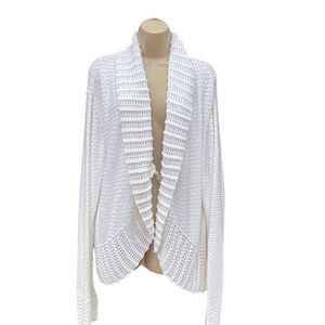 Carly Blake Chic White Open-Front sweater Cardigan knit highlow bottom front